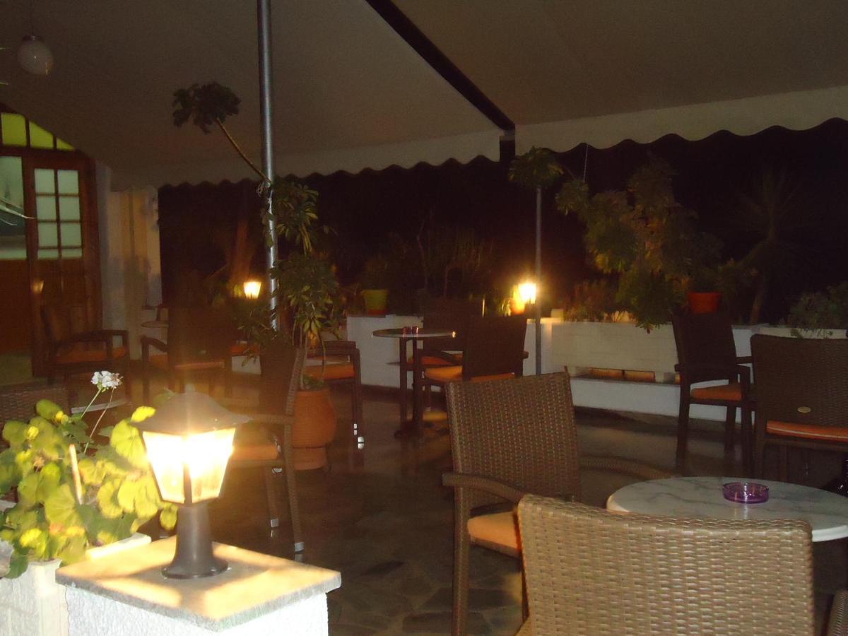 Hotel Sweetmemory à Agia Marina  Extérieur photo