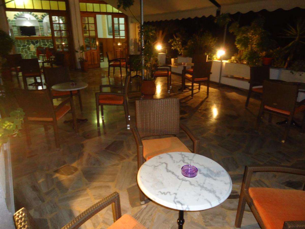Hotel Sweetmemory à Agia Marina  Extérieur photo